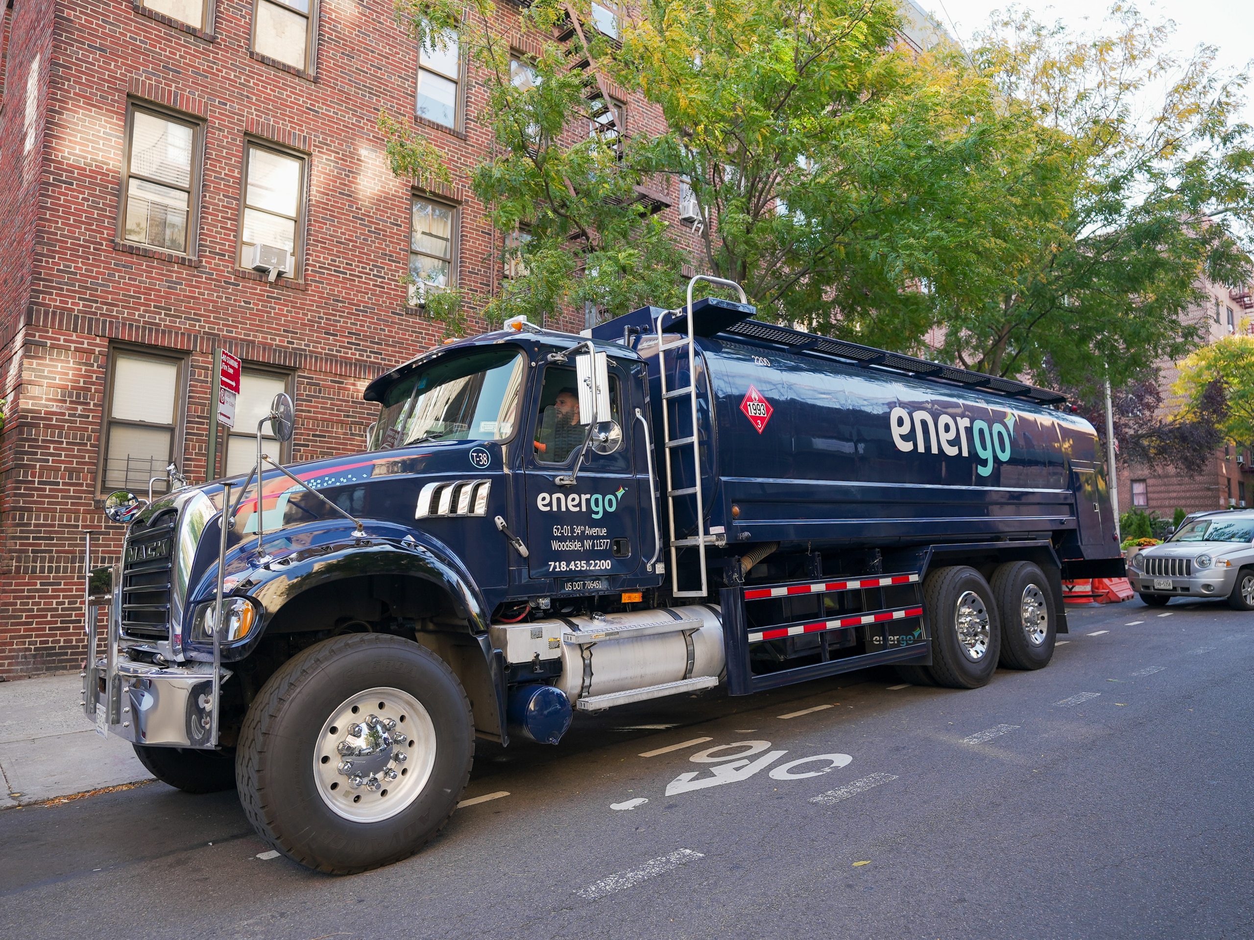 Energo oil delivery truck servicing Manhattan building