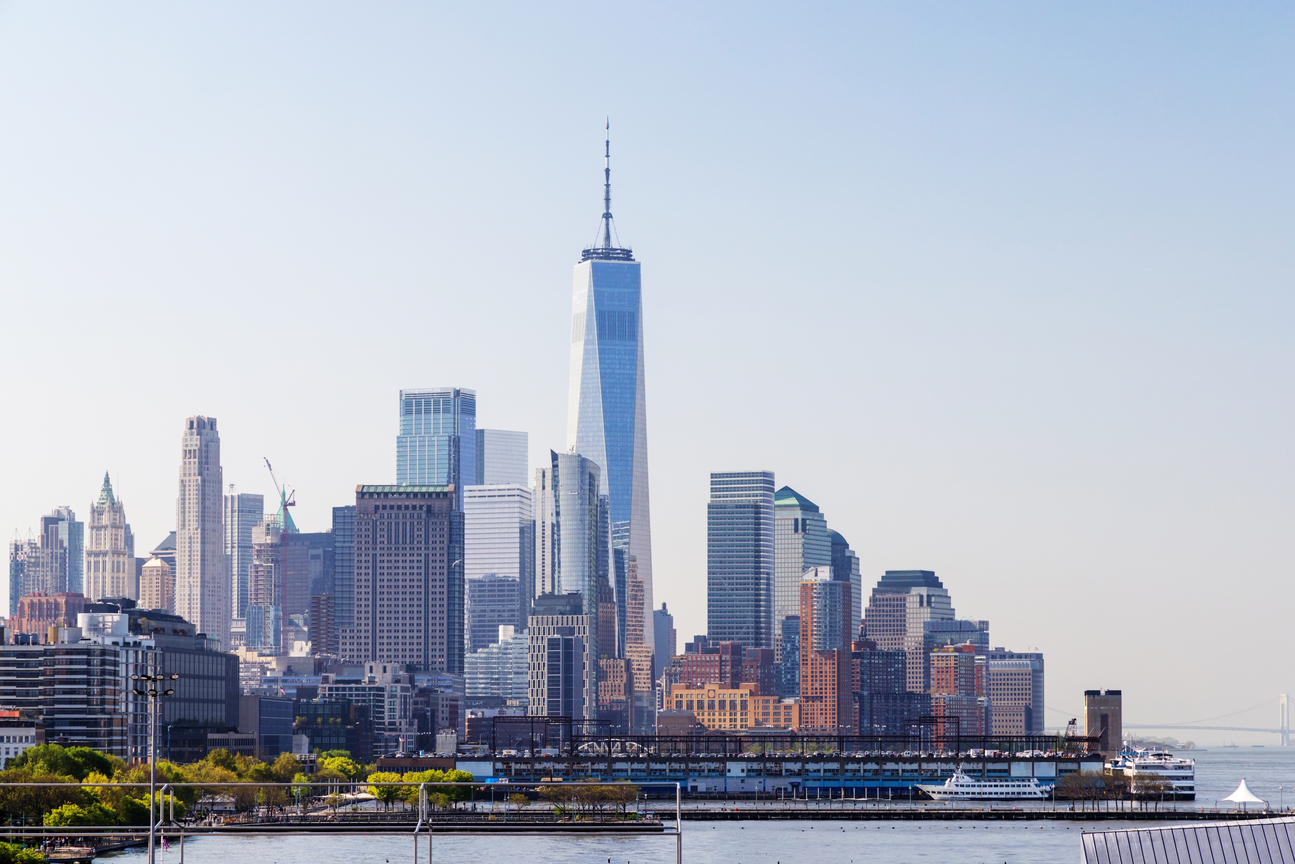 Lower Manhattan skyline with One World Trade Center